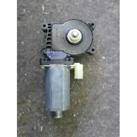 Moteur leve-glace arriere droit