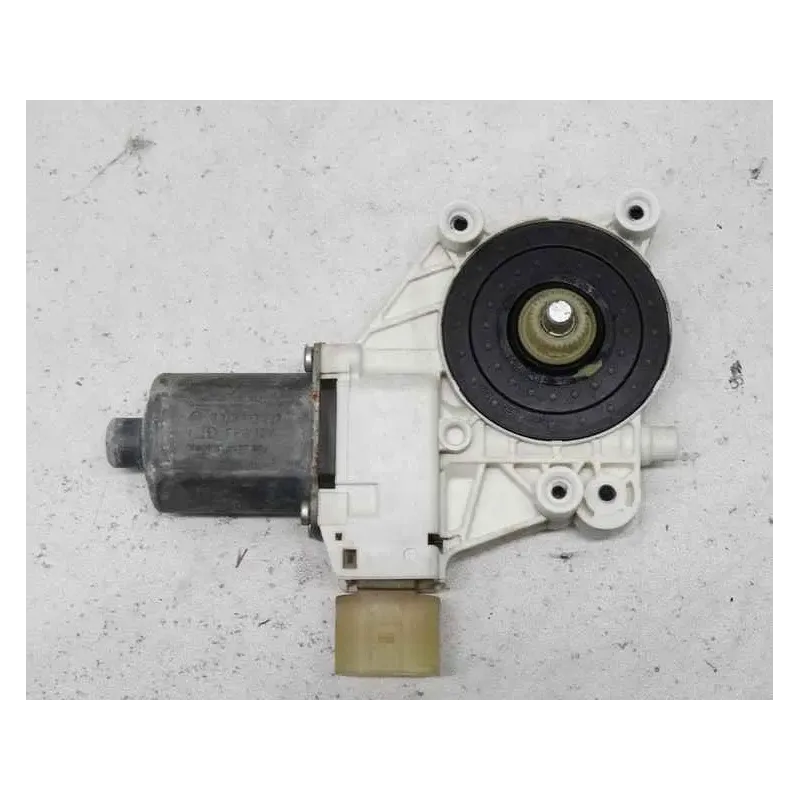 Moteur leve-glace avant droit bmw x1 e84