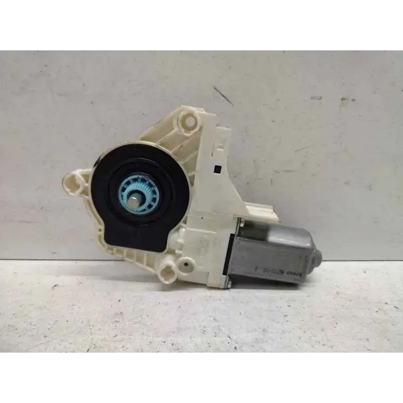 Moteur leve-glace avant droit audi a1 8x