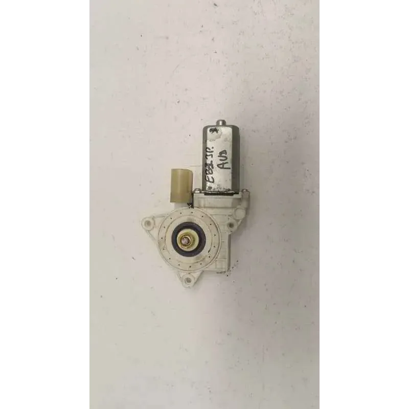 Moteur leve-glace avant droit