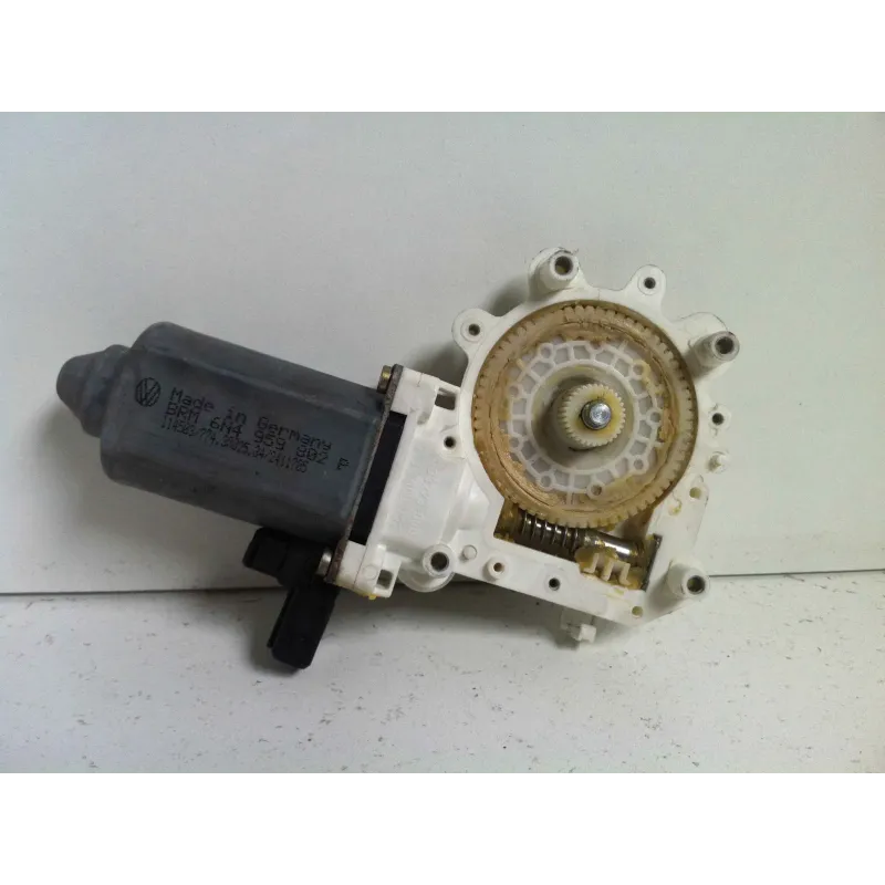 Moteur leve-glace avant gauche volkswagen polo 6n iii