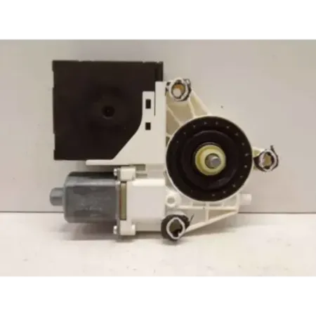 Moteur leve-glace avant gauche