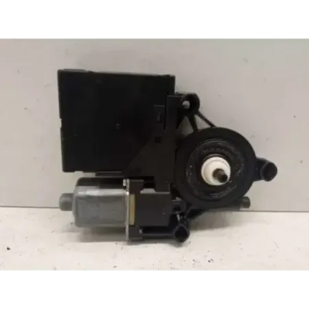 Moteur leve-glace avant gauche