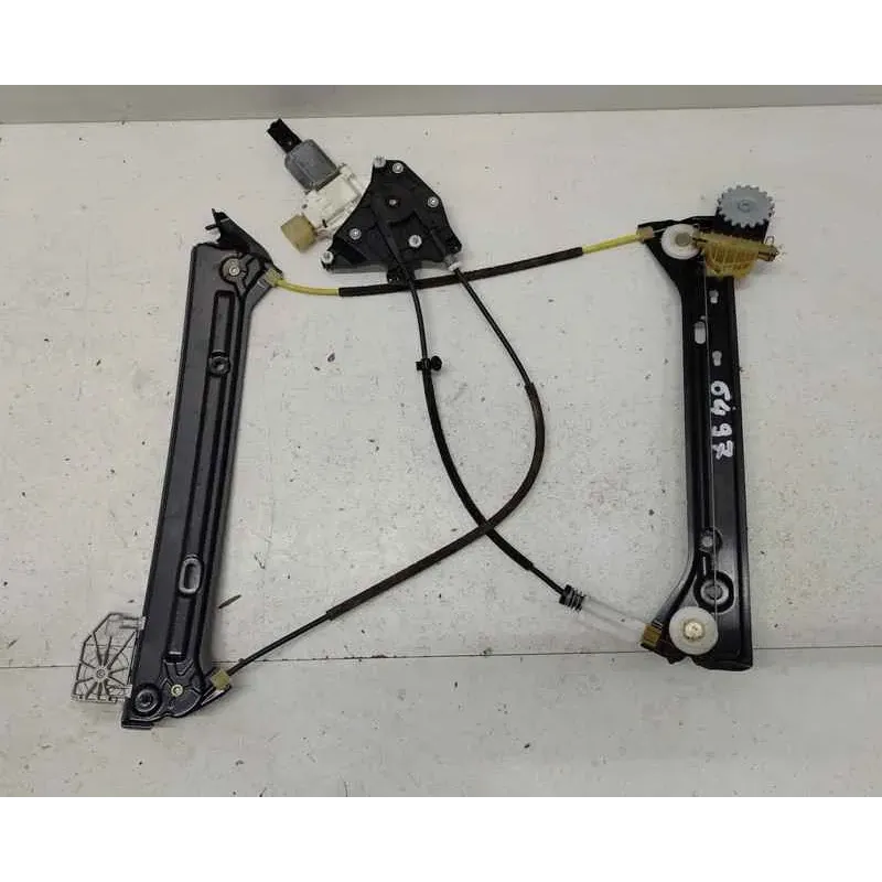 Mecanisme + moteur de leve-glace avant droite bmw serie 1 f20/f21