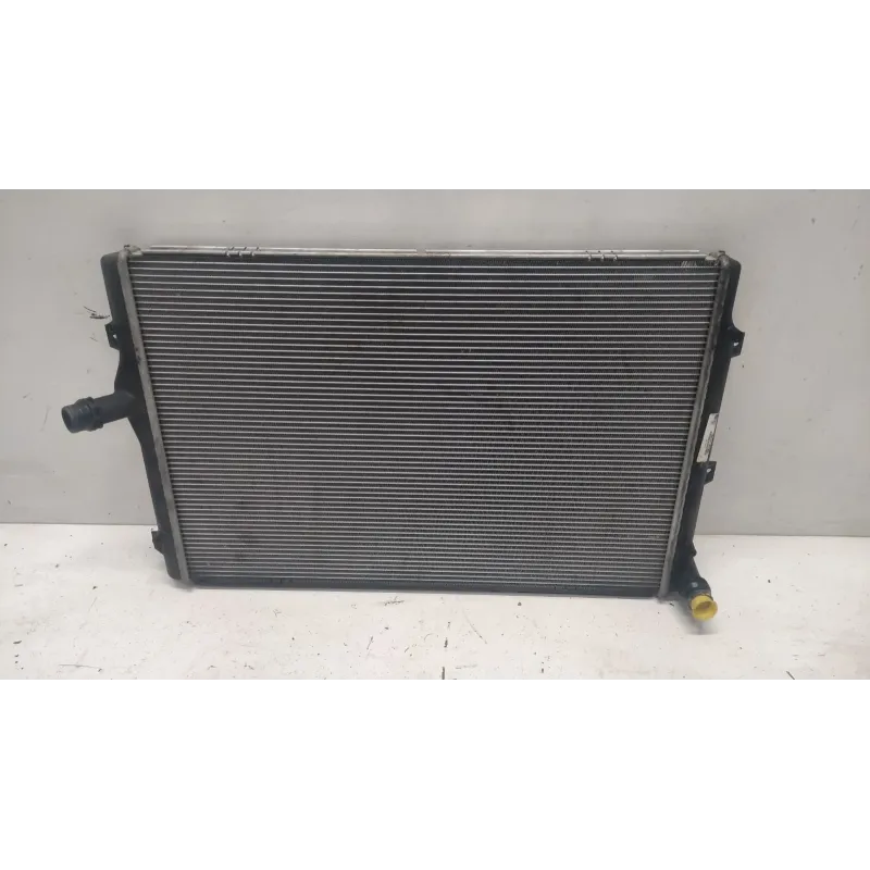 Radiateur eau volkswagen golf 6