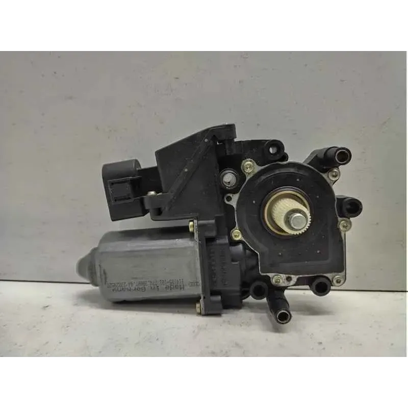 Moteur leve-glace arriere droit audi a6 4b c5