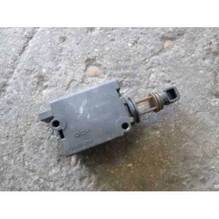 Moteur ouverture/fermeture hayon