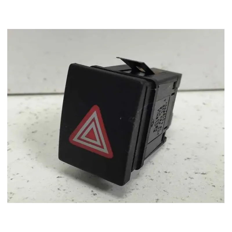 Bouton de warning volkswagen polo 9n iv
