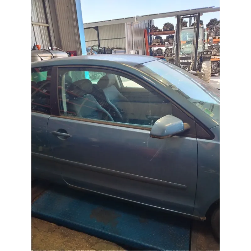 Porte avant droite complete volkswagen polo 9n
