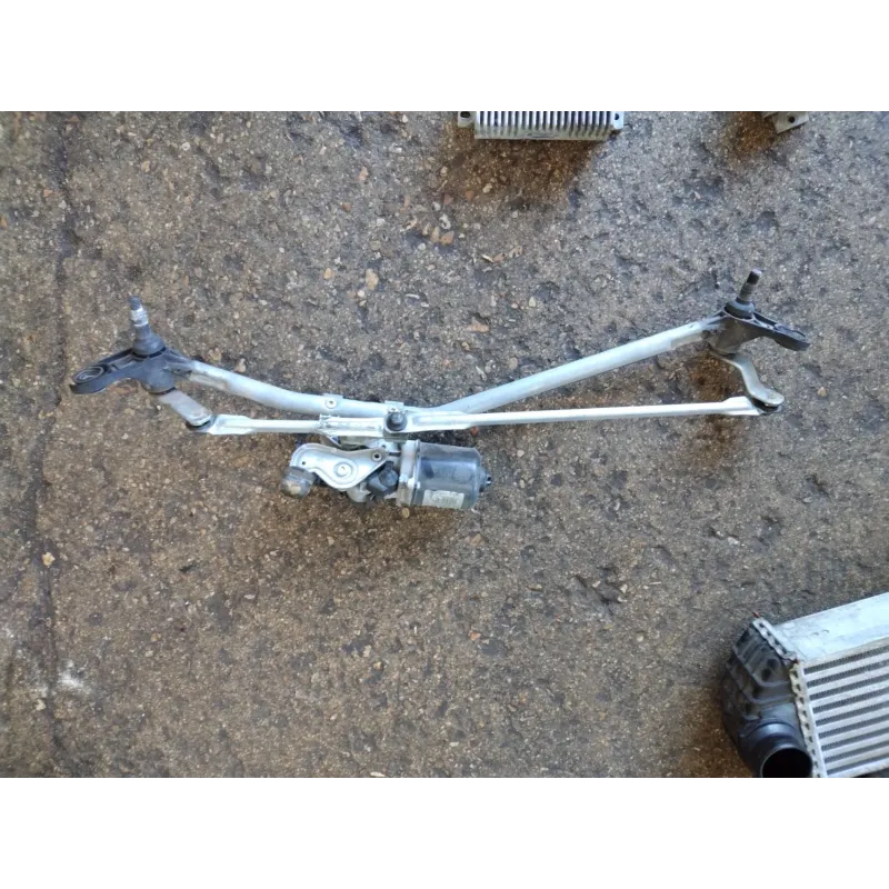 Mecanisme + moteur essuie-glace avant renault kangoo