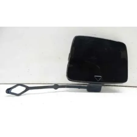 Cache anneau de remorquage arriere