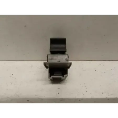 Commande leve-glace porte avant droit