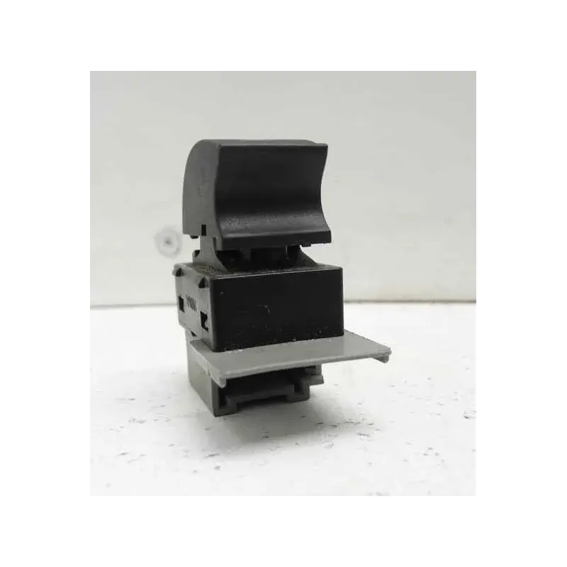 Commande leve-glace porte avant droit