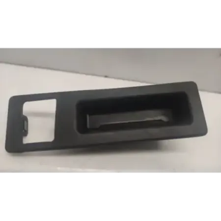 Bouton exterieur ouverture coffre arriere bmw serie 3 f30/f31