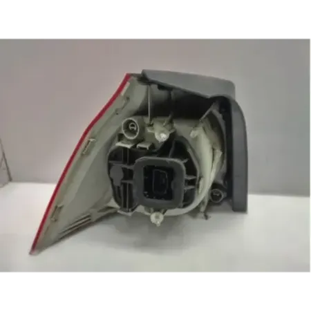 Feu arriere droit volkswagen golf 5 v