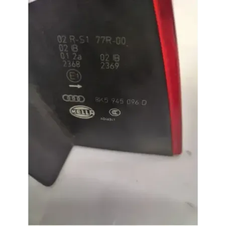 Feu arriere droit audi a4 8k b8