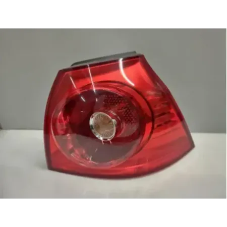 Feu arriere droit volkswagen golf 5 v
