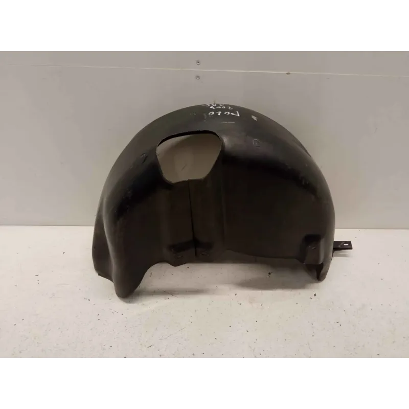 Pare-boue aile arriere gauche