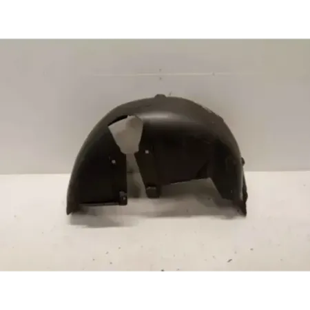 Pare-boue aile arriere gauche