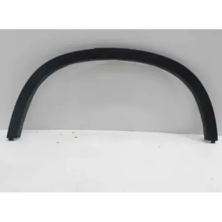 Elargisseur aile arriere gauche