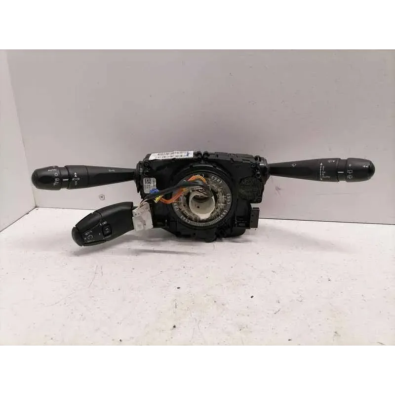 Bloc commodo peugeot 208