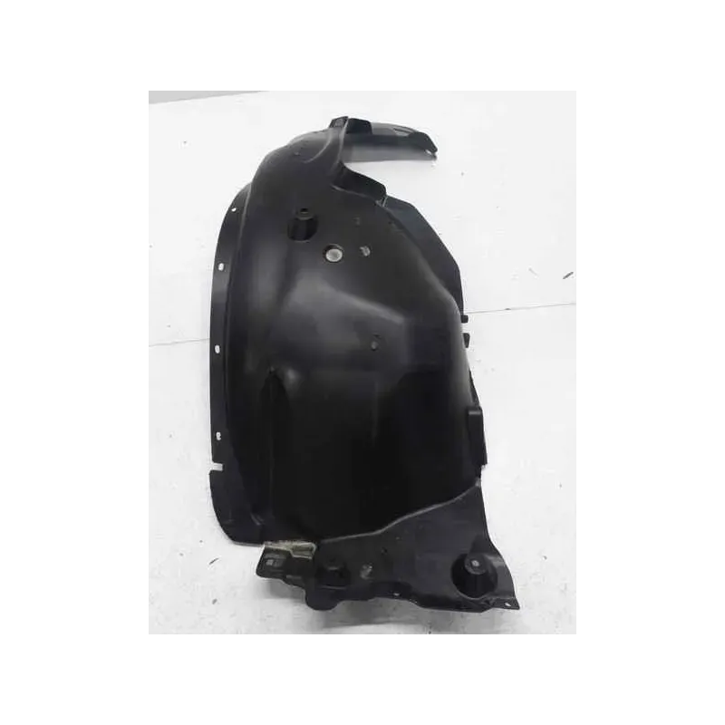 Pare-boue aile avant gauche 2/2