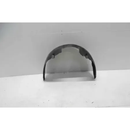 Pare-boue aile avant gauche