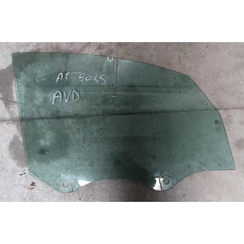 Glace porte avant droite audi a2