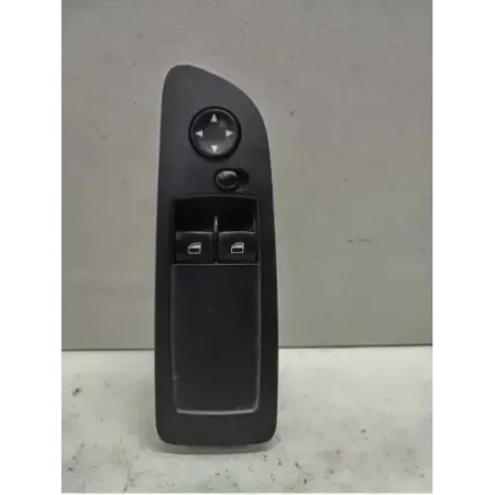 Commande leve-glace porte avant gauche bmw serie 1 e87/e81