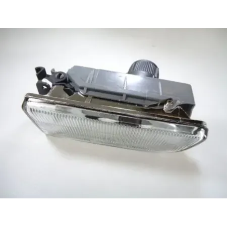 Phare anti-brouillard gauche