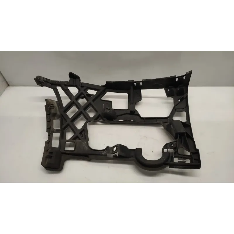 Support gauche pare-choc avant volkswagen golf 7