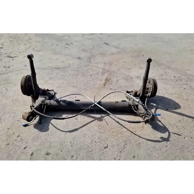 Train arriere peugeot 208