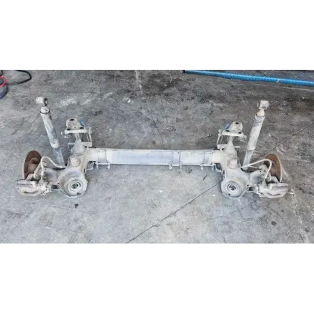 Train arriere peugeot 208