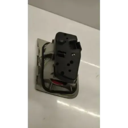 Feu arriere interieur gauche bmw serie 3 e46