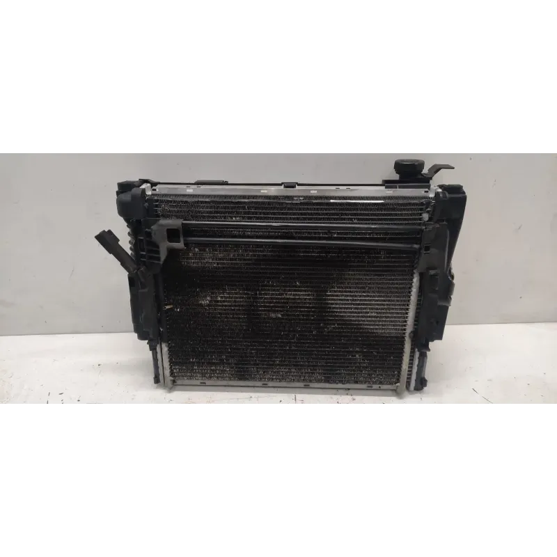 Bloc radiateur bmw serie 3 e46