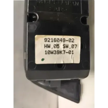 Commande leve-glace porte avant gauche bmw x1 e84