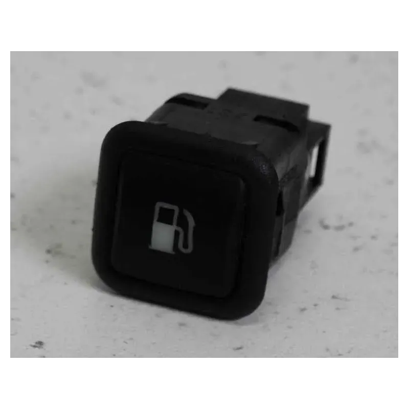 Bouton de trappe a carburant
