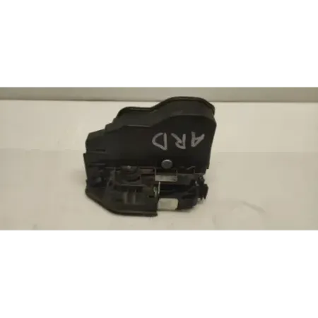 Serrure porte arriere droite bmw serie 1 f20/f21