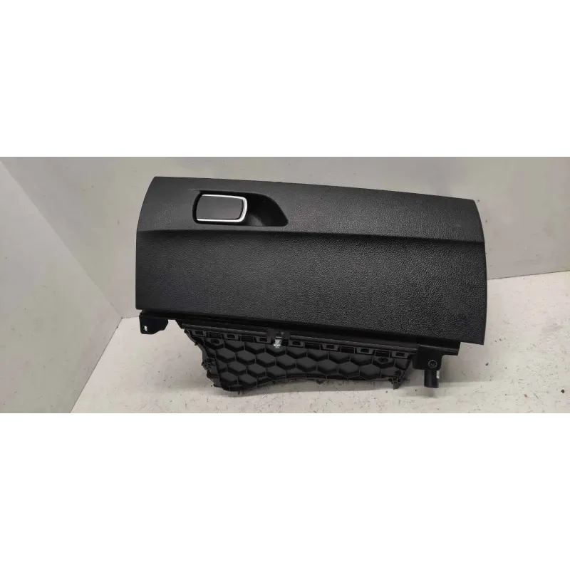 Boite a gants bmw serie 1 f20/f21