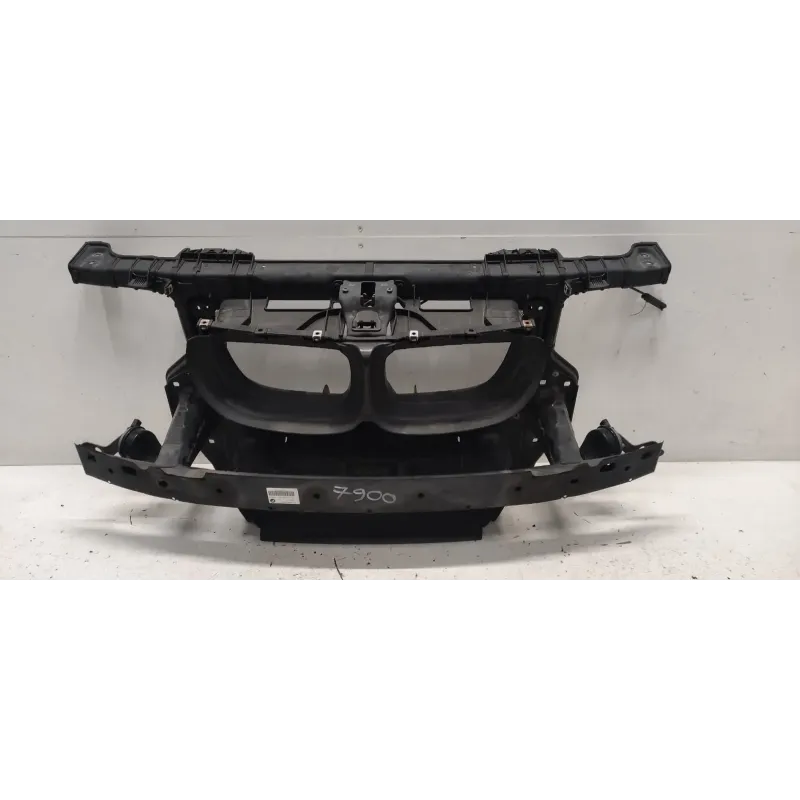 Armature avant bmw serie 1 e87/e81