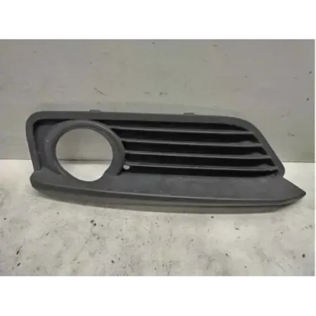 Grille de pare choc avant droit bmw serie 1 f20/f21