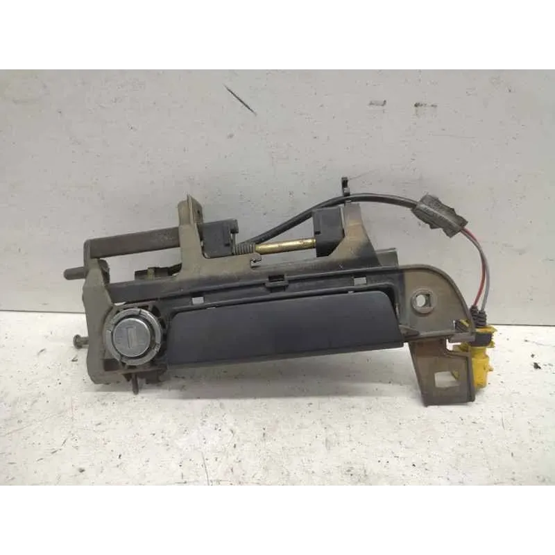 Poignee exterieure porte avant droite bmw serie 3 e36