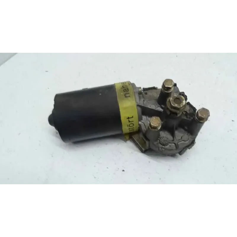 Moteur essuie-glace avant