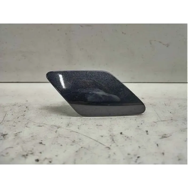 Cache gicleur lave-phare avant droit bmw serie 4 f36