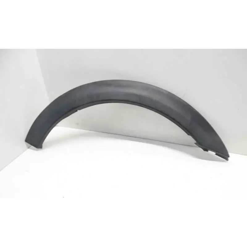 Elargisseur aile arriere gauche