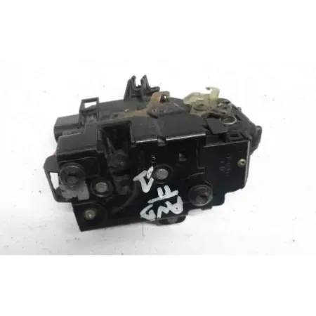 Serrure porte avant droit