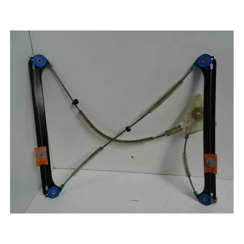 Leve-vitre avant droit