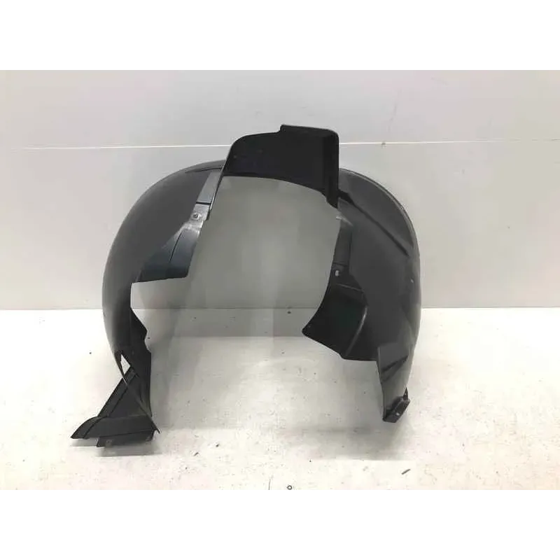 Pare-boue aile avant droite