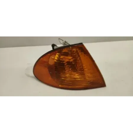Clignotant avant droit bmw serie 3 e46