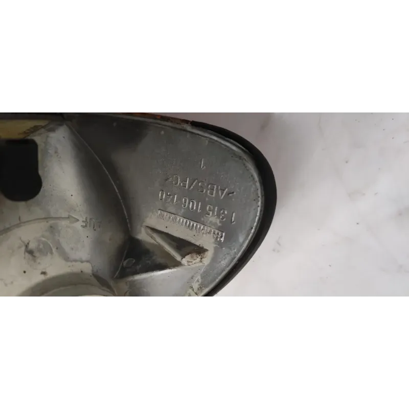 Clignotant avant gauche bmw serie 3 e46